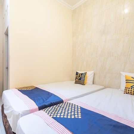 יוגיאקרטה Spot On 2419 Rumah Nugraha Hotel Syariah מראה חיצוני תמונה