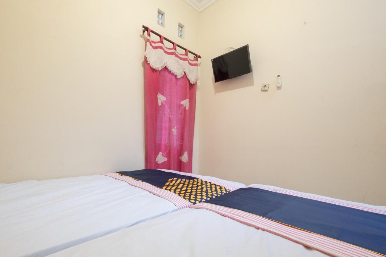 יוגיאקרטה Spot On 2419 Rumah Nugraha Hotel Syariah מראה חיצוני תמונה
