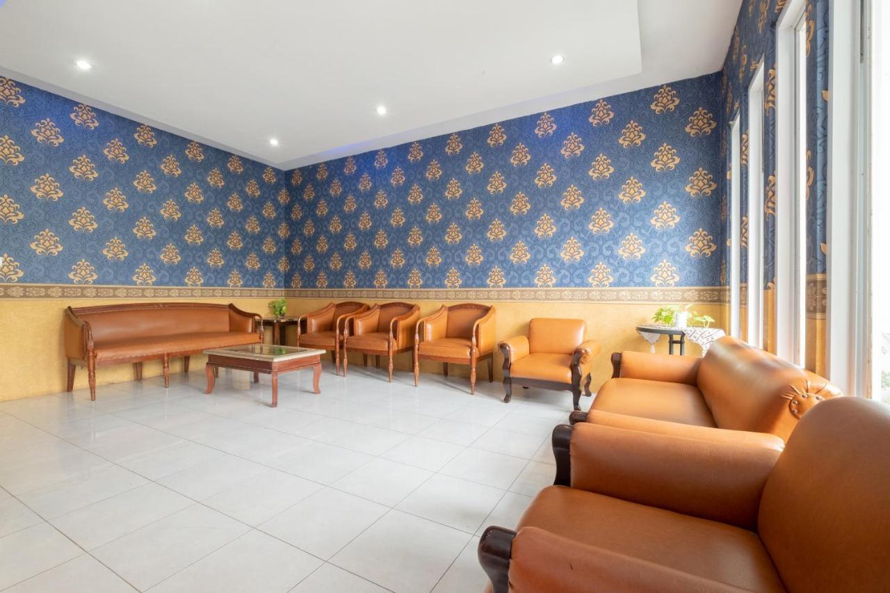יוגיאקרטה Spot On 2419 Rumah Nugraha Hotel Syariah מראה חיצוני תמונה