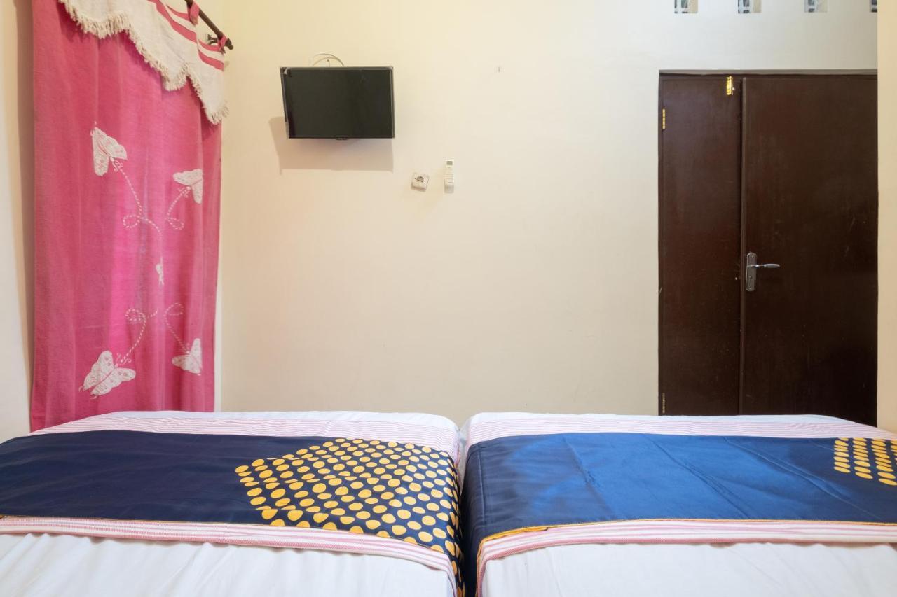 יוגיאקרטה Spot On 2419 Rumah Nugraha Hotel Syariah מראה חיצוני תמונה