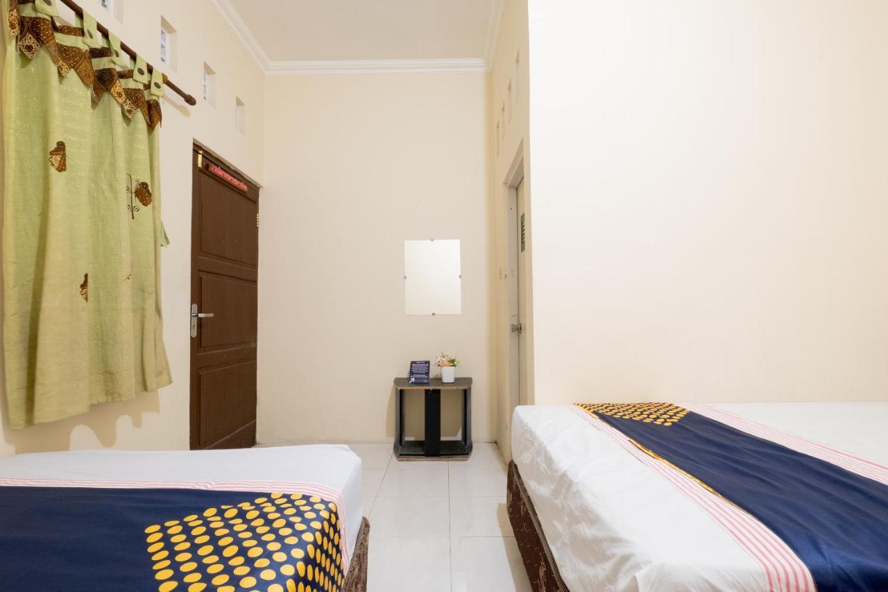 יוגיאקרטה Spot On 2419 Rumah Nugraha Hotel Syariah מראה חיצוני תמונה
